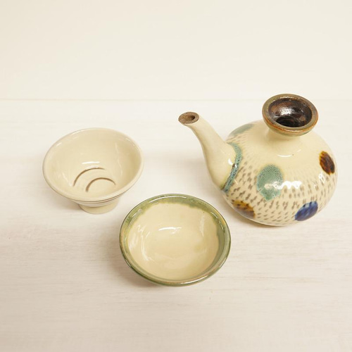 儀間常照 カラカラ おちょこ 豆皿 セット やちむん 焼物 沖縄 酒器 民