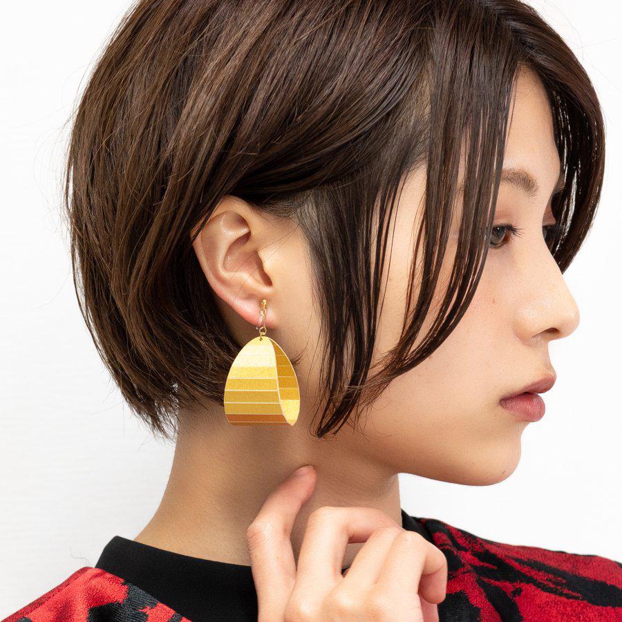紙の耳飾り karupi 『PAPER SAIL(帆型)』rich gold