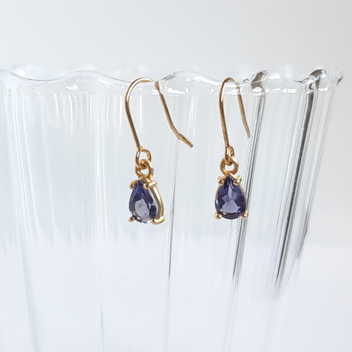 天然石 アイオライトのシンプルな一粒ピアス/イヤリング 青紫 ピアス