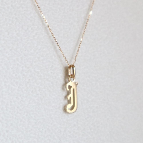 最後のお値下げ‼️18金ダイヤイニシャルJペンダントタップ男／女 K18ゴールド イニシャル J ペンダントトップ ペンダントトップ
