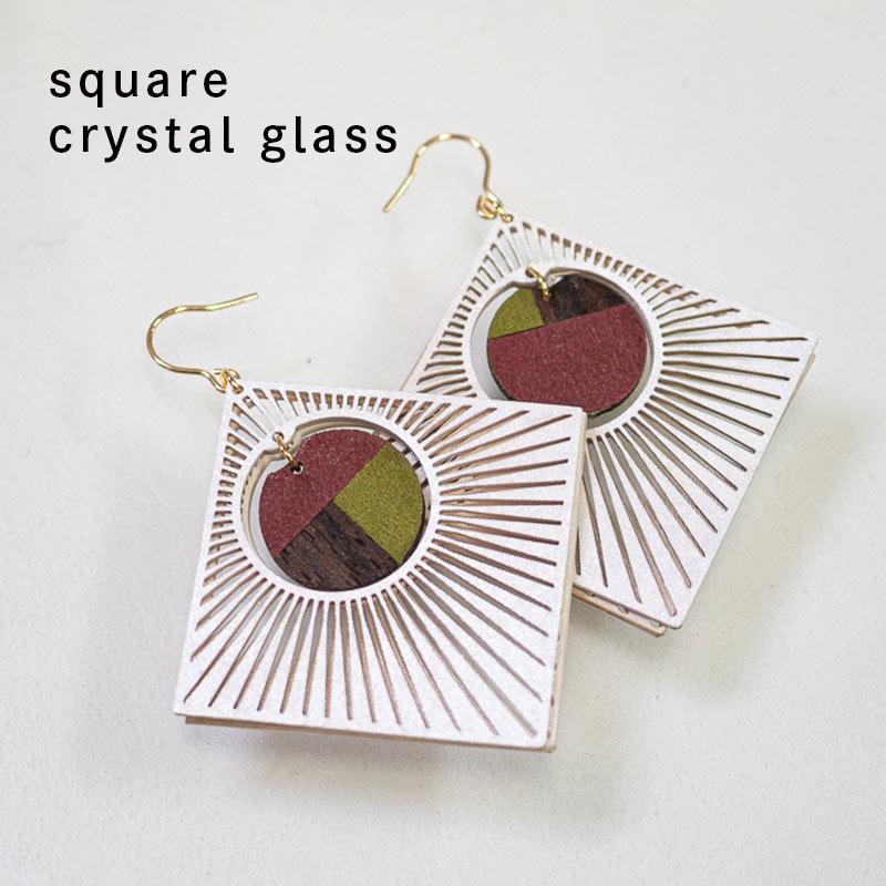 紙と木の耳飾り karupi 『square』crystal glass