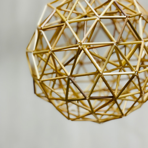 ヒンメリ 「3重多面体（フラーレン・正20面体・正12面体）」 モビール
