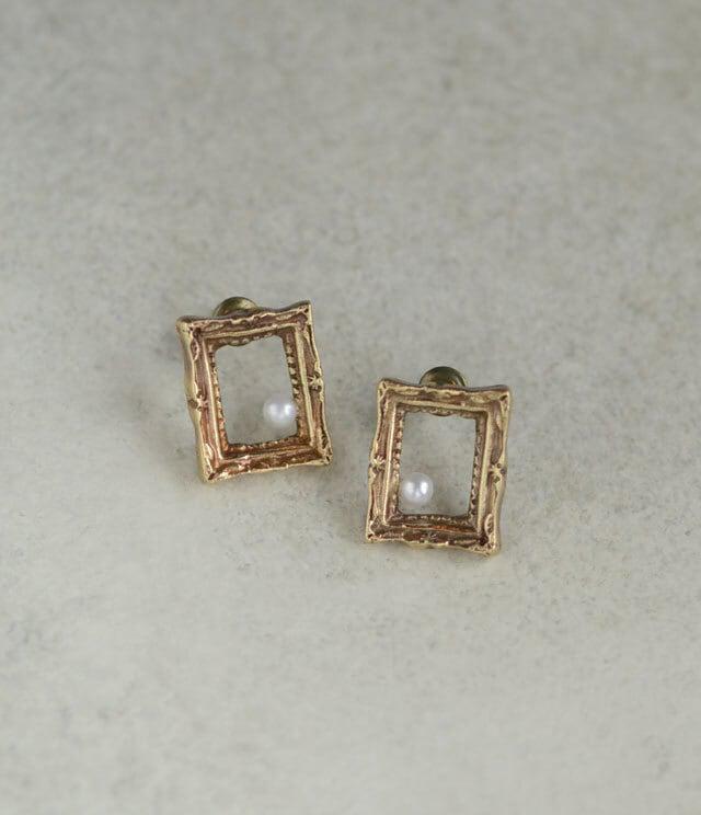 Museum / earrings - Pearl
