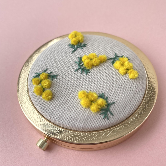 ミモザの手刺繍コンパクト　（142） 12枚目の画像