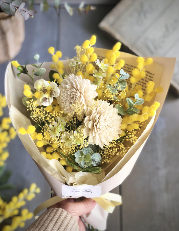 mini bouquet mimosa  スワッグ　花束 1枚目の画像