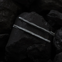 Calligraphy 墨摺 節理耳環 Oxidized Silver Earrings - Pausing 第4張的照片