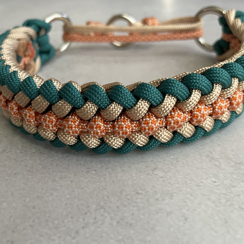 パラコード首輪 デザインNo.6 小型犬〜中型犬 リード・首輪 dekoboko