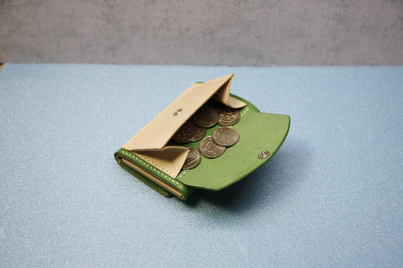 三つ折り財布本革　グリーン 6枚目の画像