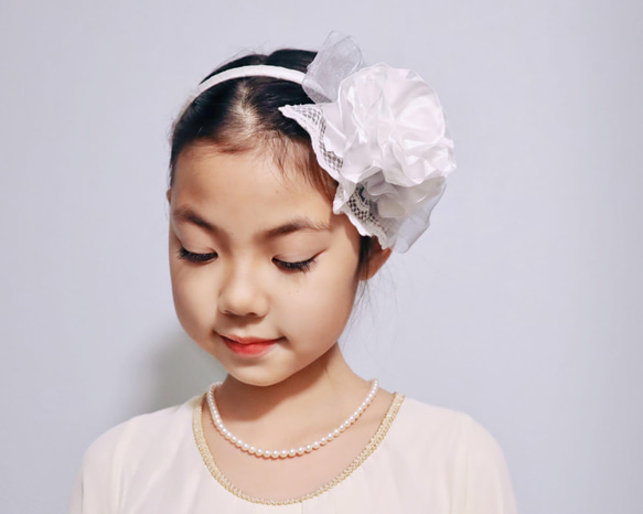 ⭐︎キッズカチューシャ⭐︎  サテンシフォンローズ　くすみピンク　結婚式　ヘッドドレス　発表会　入学式　フォーマル 9枚目の画像