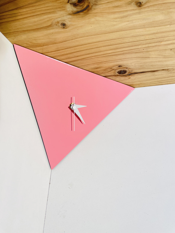 角の極み〕ピンク×白針 掛け時計 角時計 インテリア リビング 子供部屋  