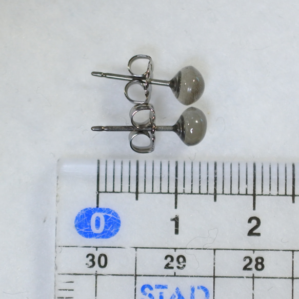 （1 件）Golden Shine 月長石耳釘（5 毫米，鈦金屬耳釘） 第5張的照片