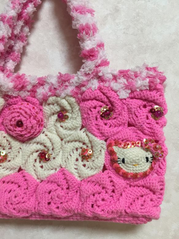 ピンク色/猫風/手編み/かぎ針編み/ショルダーバッグ&小バッグ2点セット 4枚目の画像