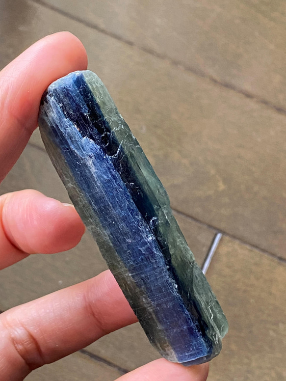 バイカラーカイヤナイト原石 01 Natural Blue-Green Kyanite 天然石 17枚目の画像