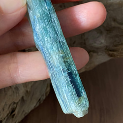 バイカラーカイヤナイト原石 01 Natural Blue-Green Kyanite 天然石 11枚目の画像