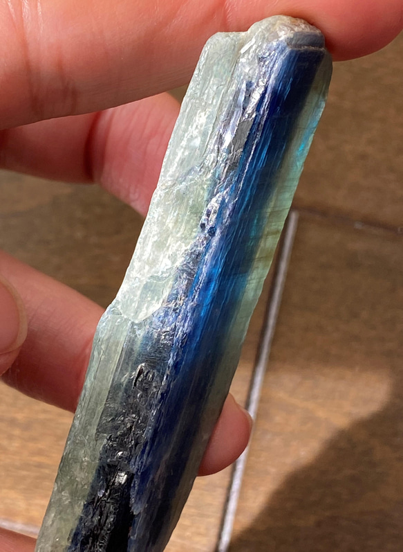 バイカラーカイヤナイト原石 01 Natural Blue-Green Kyanite 天然石 19枚目の画像