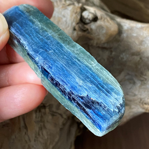 バイカラーカイヤナイト原石 01 Natural Blue-Green Kyanite 天然石