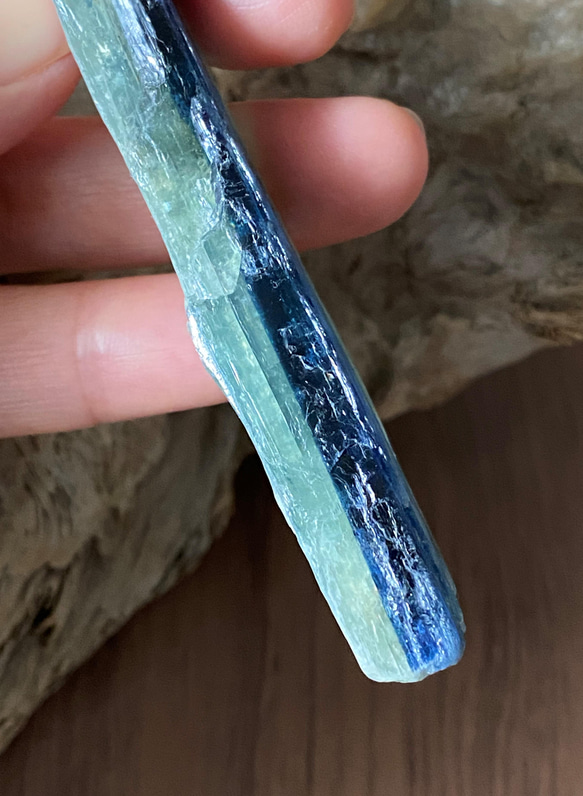 バイカラーカイヤナイト原石 01 Natural Blue-Green Kyanite 天然石 13枚目の画像
