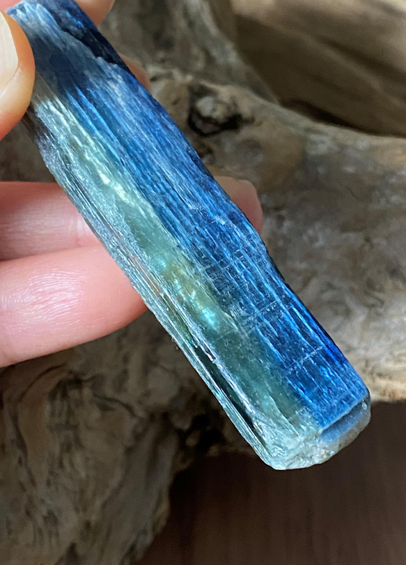 バイカラーカイヤナイト原石 01 Natural Blue-Green Kyanite 天然石 7枚目の画像