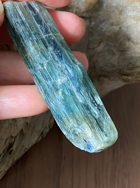 バイカラーカイヤナイト原石 01 Natural Blue-Green Kyanite 天然石 12枚目の画像