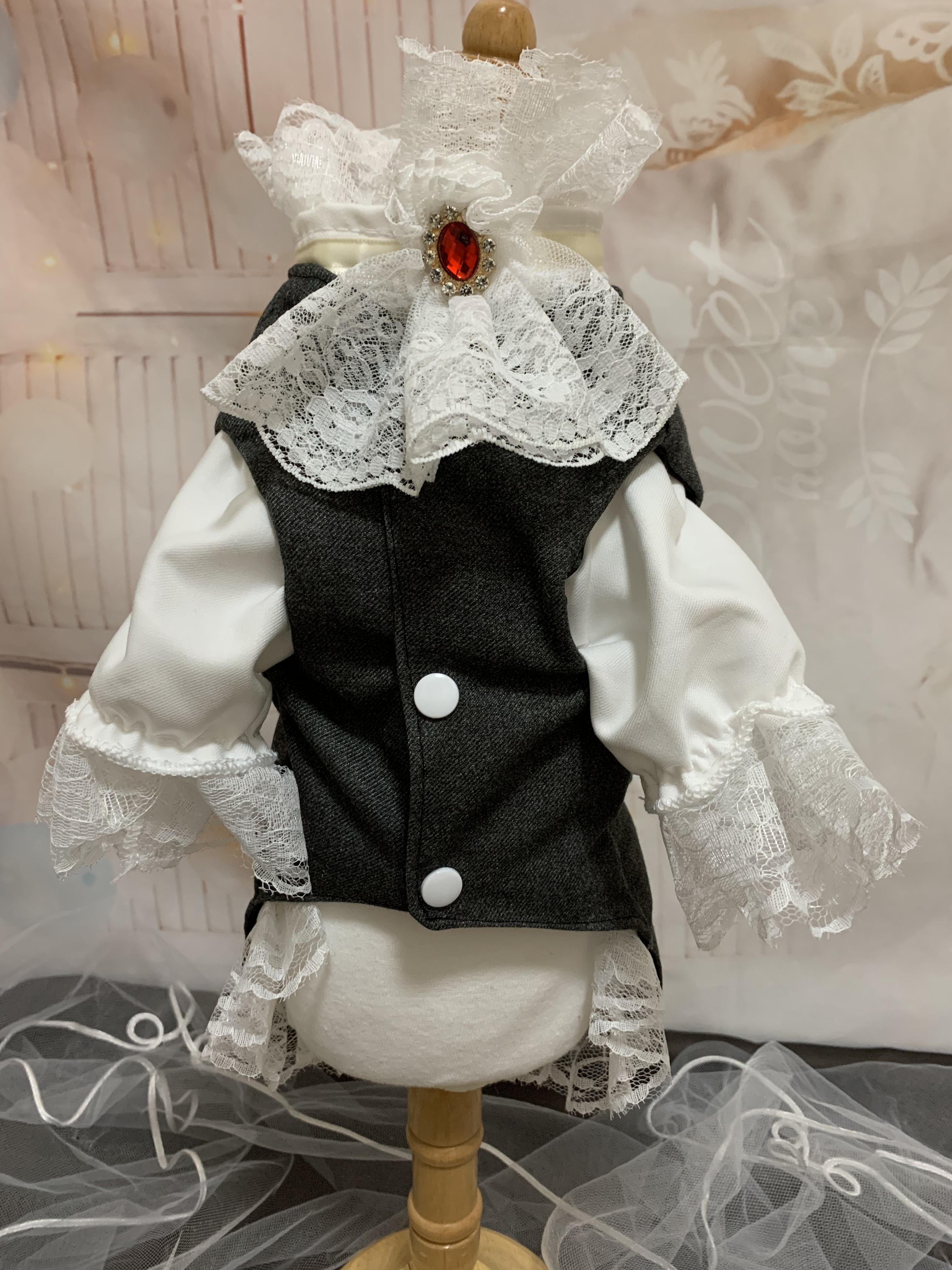 犬猫うさちゃん服　シャツ&グレーのタキシード