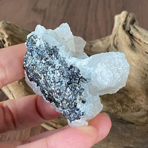 キラキラ✨ガレナと白い花びらのカルサイト 原石 天然石 ガレナ03