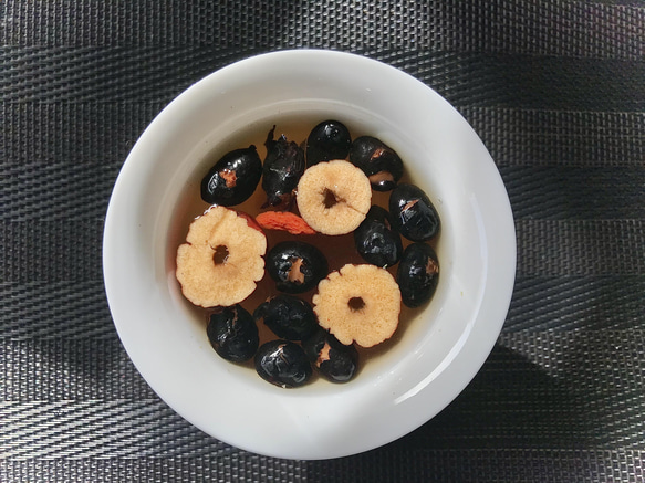 ＜食べる薬膳茶＞温活・美活に！養血黒豆茶（ようけつくろまめちゃ） 2枚目の画像