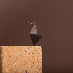 Minimalism 低限主義 地景耳環6號 Sculptural Earring No. 第3張的照片