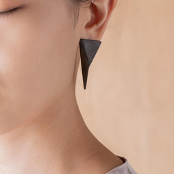 Minimalism 低限主義 地景耳環7號 Sculptural Earring No.7 第3張的照片