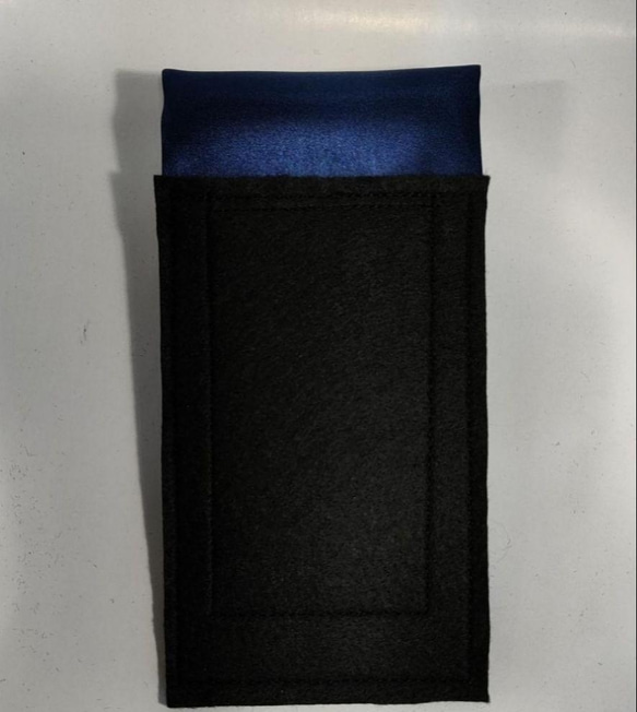 メンズポケットチーフ　ネイビー濃紺光沢サテン3点セット 2枚目の画像