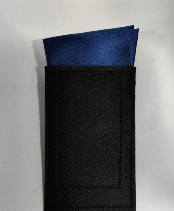 メンズポケットチーフ　ネイビー濃紺光沢サテン3点セット 3枚目の画像