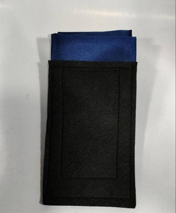 メンズポケットチーフ　ネイビー濃紺光沢サテン3点セット 4枚目の画像
