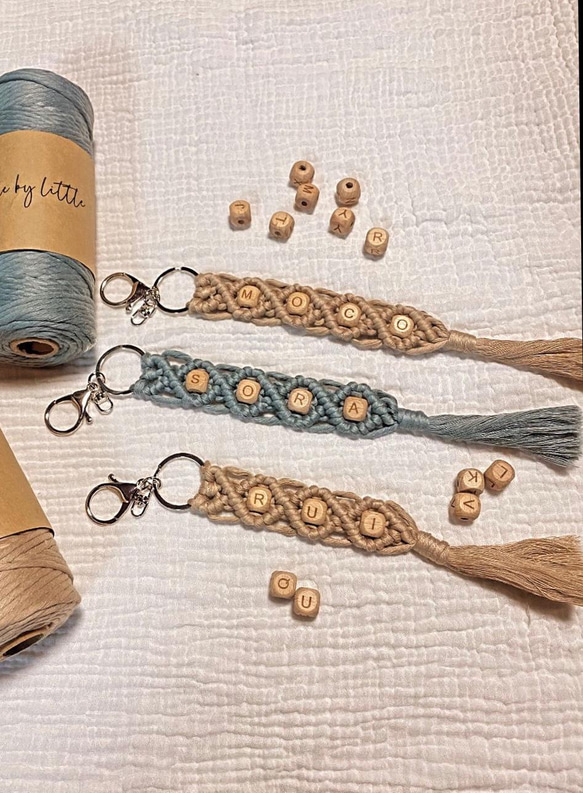 マクラメキーホルダー　男前　ハンドメイド　新品未使用 マクラメキーホルダー男前ハンドメイド新品未使用