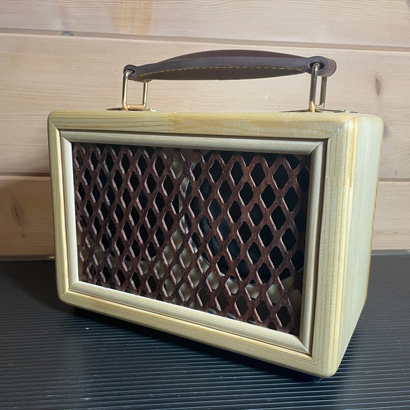 木製ポータブルBluetooth Speaker【ギターアンプ style】 1枚目の画像