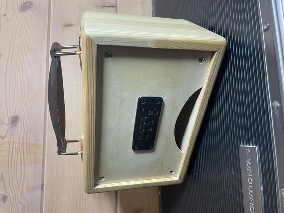 木製ポータブルBluetooth Speaker【ギターアンプ style】 3枚目の画像