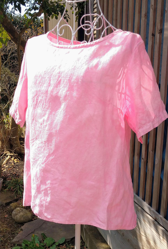 春の新作　伝統の紅花染　ヘンプ１００％布帛のTシャツ　レディース　L サイズ 1枚目の画像