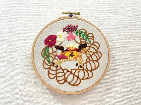 お正月(馬・しめ縄) 刺繍ファブリックボード 2枚目の画像