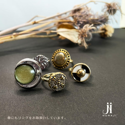 １点ものヴィンテージボタンリング指輪E【Vintage Button Ring】 4枚目の画像