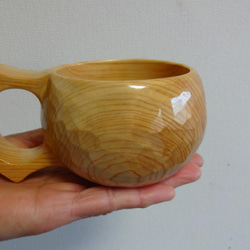 　ヒノキの一木彫りコーヒーカップ 3枚目の画像