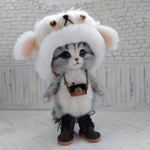 猫のぬいぐるみ 帽子付き ひつじさんの帽子をかぶったねこのぬいぐるみ 羊毛フェルト 猫