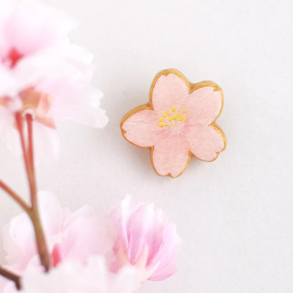 桜のブローチ 春 さくら 1枚目の画像