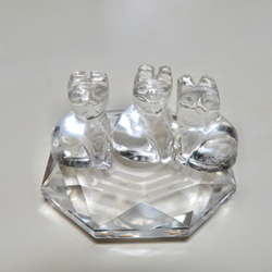 3匹の水晶ネコ 招き猫 ConNectarth 通販 13309582｜Creema(クリーマ)