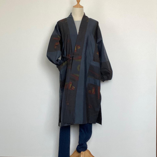 紬で作務衣風コート 送料無料【着物リメイク】 その他ファッション  