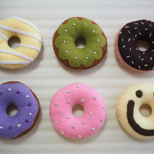 R-78 フェルトドーナツ セット おもちゃ・人形 rairakku 通販 13310480