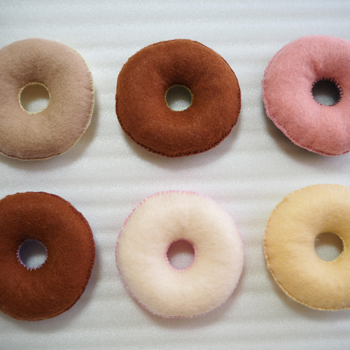 R-78 フェルトドーナツ セット おもちゃ・人形 rairakku 通販 13310480