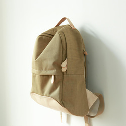 新品上市！新月真皮手作經典背包 第2張的照片