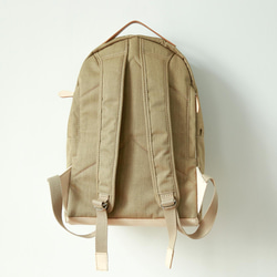 新品上市！新月真皮手作經典背包 第6張的照片