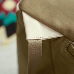 新品上市！新月真皮手作經典背包 第15張的照片