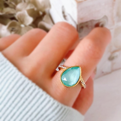 雫クリスタルミントグリーンリング】ゴールド 約13/15号 指輪・リング