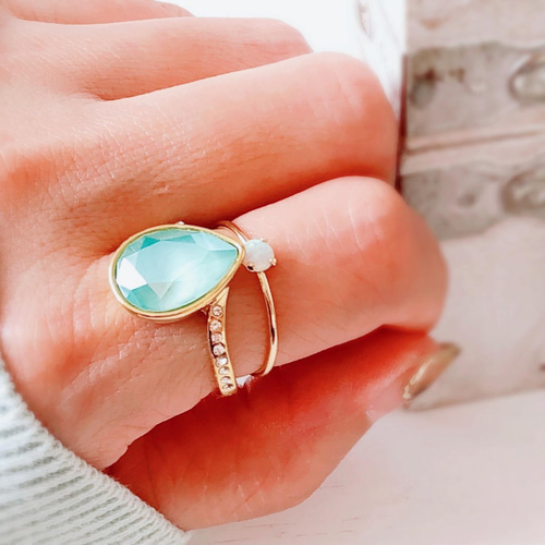 雫クリスタルミントグリーンリング】ゴールド 約13/15号 指輪・リング