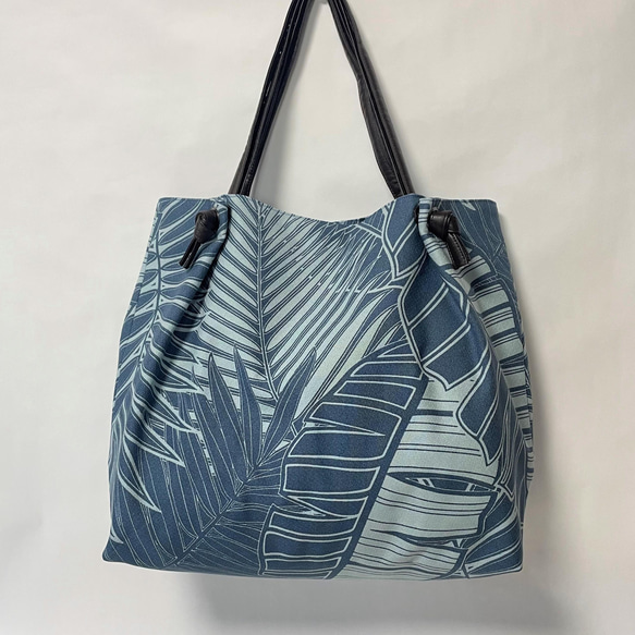 TOTE BAG ～プチ旅行などにも最適　軽いのに大容量なデイリーバック～ 2枚目の画像